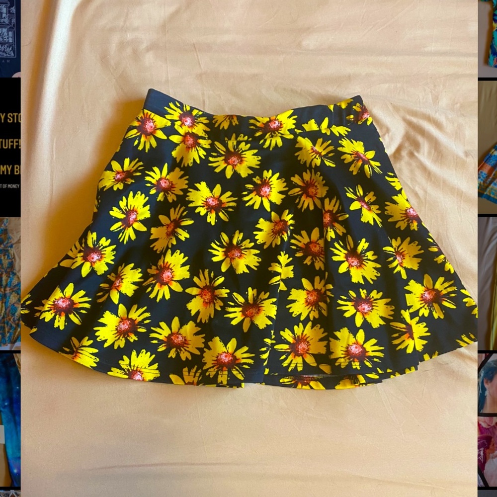 Sunflower mini circle skirt!